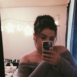 Meet your Posher, Katelyn